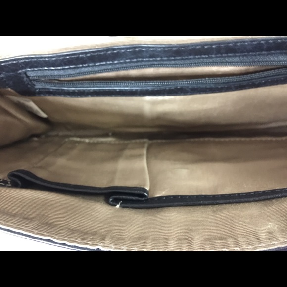 BCBGMAXAZRIA Clutch - Picture 4 of 6